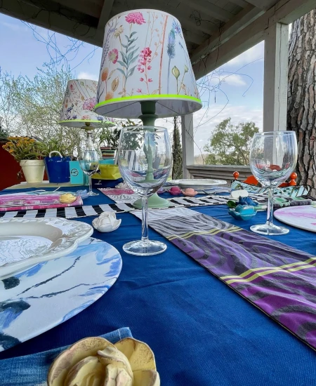 Altamoda-Italia-tavola-con-Altamoda-col-DX